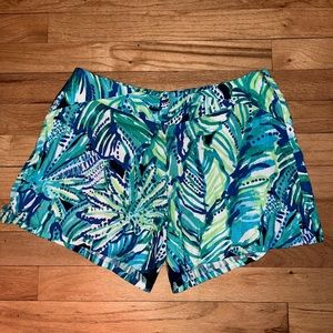 Lilly Pulitzer size 4 shorts